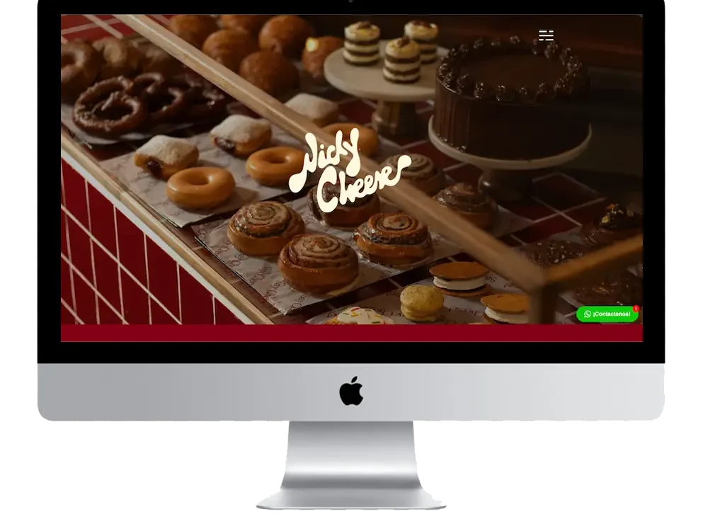 Diseño web para restaurantes- Imagen de mockup de la pñagina de inicio del restaurant, donde se ven los platos